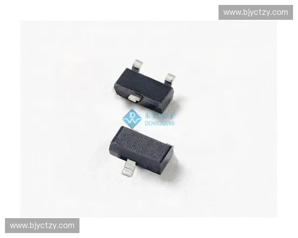 DMX512 协议跨系统同步，全场观众手机屏幕实现阵列式灯光联动。